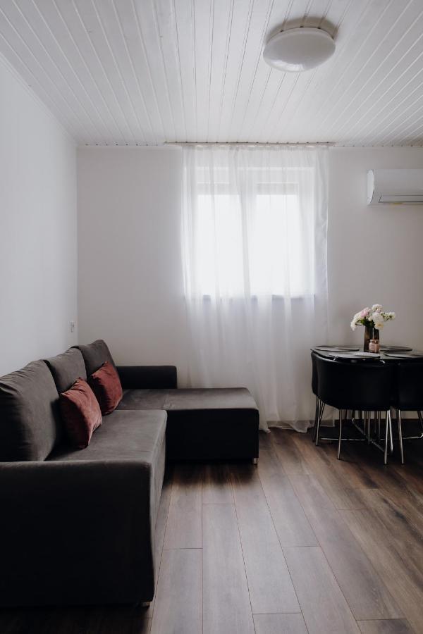 Nyirfa Apartman Vonyarcvashegy Exterior photo